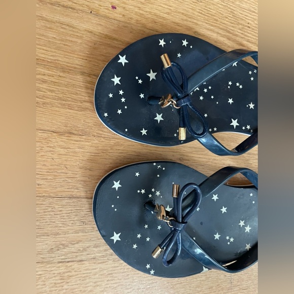 Kate Spade navy and White bow Sandals with Starry Design - Picture 6 of 6